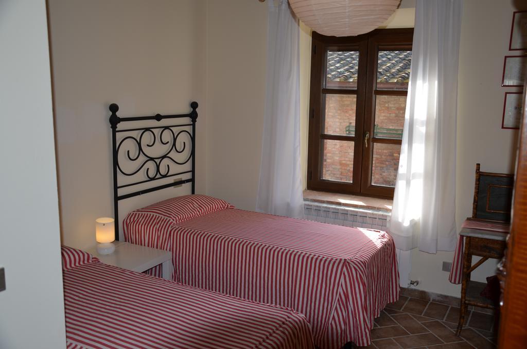 Agriturismo Sant'Alfredo Монтерони-д'Арбия Экстерьер фото