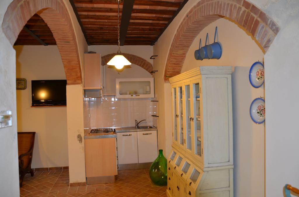 Agriturismo Sant'Alfredo Монтерони-д'Арбия Экстерьер фото