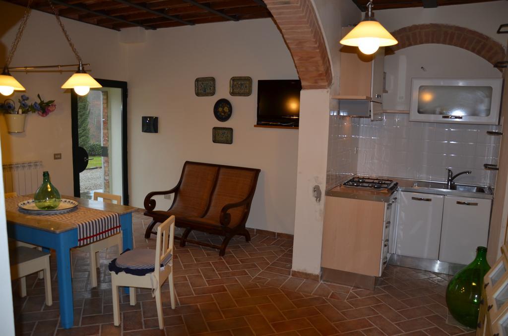 Agriturismo Sant'Alfredo Монтерони-д'Арбия Экстерьер фото